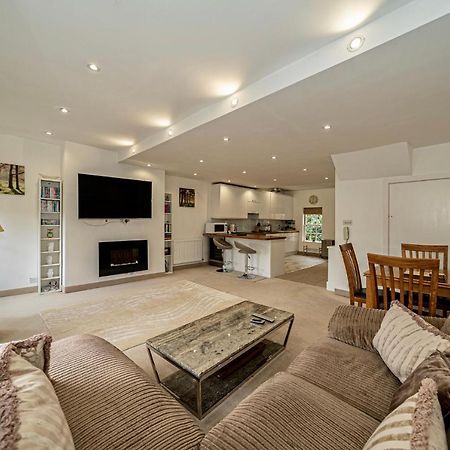 Serviced Apartments Macclesfield Esterno foto